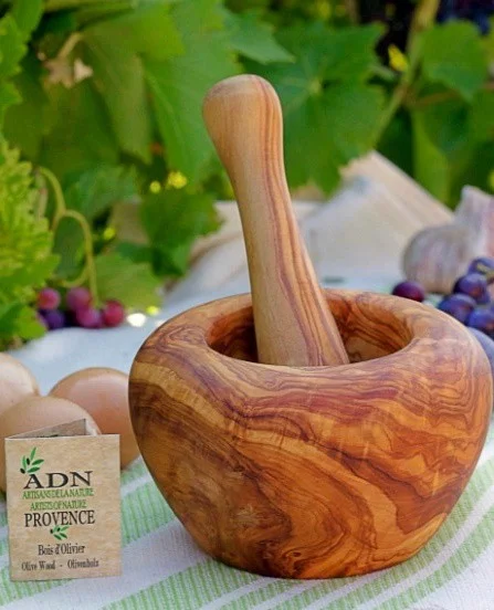 Mortier et son Pilon en Bois d'Olivier 14 cm