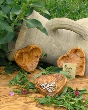 Petit Coeur en Bois d'Olivier