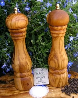 Poivrier et Moulin à sel Duo en Bois d'Olivier 23 cm