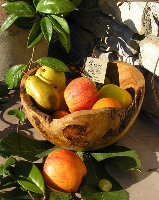 Coupe à fruits rustique en Bois d’Olivier Diamètre 36 cm env.